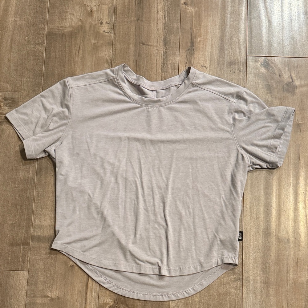 Mountain hardwear women’s crop top